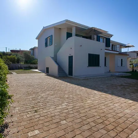 Pina Apartmán *